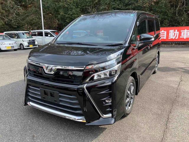 TOYOTA VOXY ZS