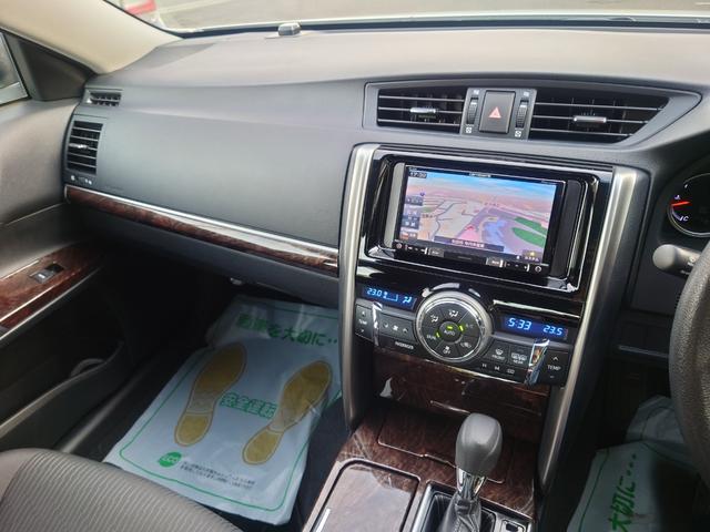 Toyota Mark X 2019