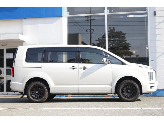 MITSUBISHI DELICA D:5 P