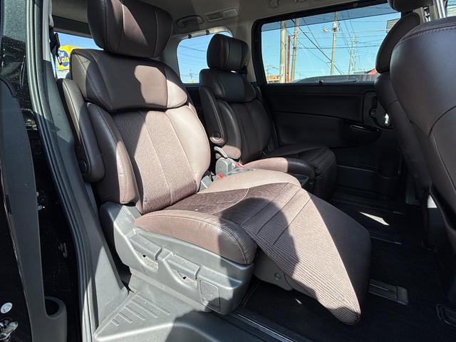 NISSAN ELGRAND 250HIGHWAY STAR S