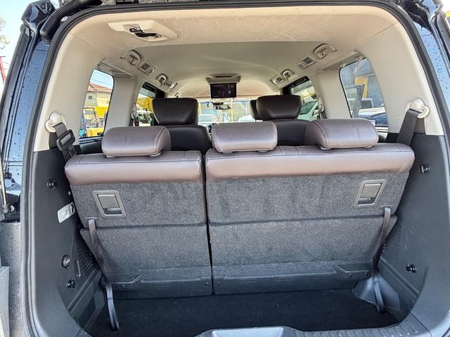NISSAN ELGRAND 250HIGHWAY STAR S