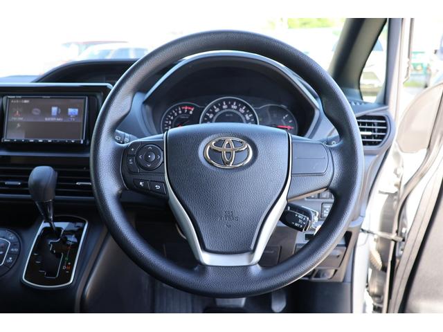 2021 TOYOTA NOAH X