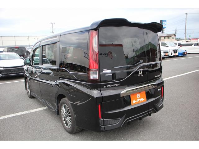 HONDA STEPWAGON E:HEV MODULO X HONDA SENSING