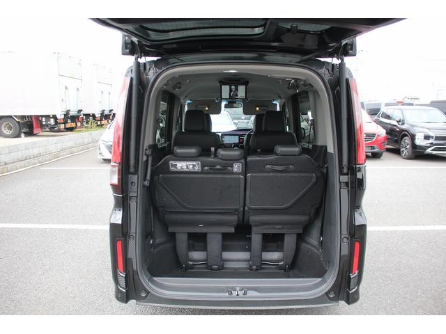 HONDA STEPWAGON E:HEV MODULO X HONDA SENSING