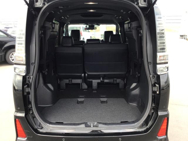 2021 TOYOTA VOXY ZS KIRAMEKI III